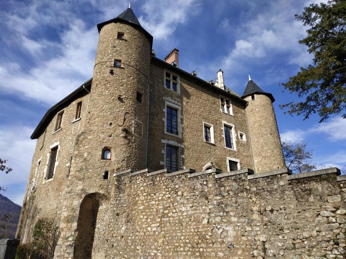 Appartement Chateau Uriage-Chamrousse Saint-Martin-d'Uriage Exterior photo