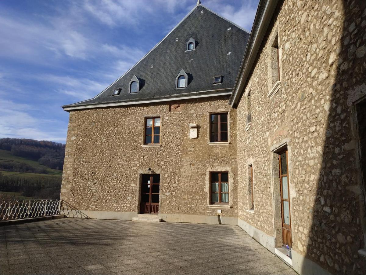 Appartement Chateau Uriage-Chamrousse Saint-Martin-d'Uriage Exterior photo